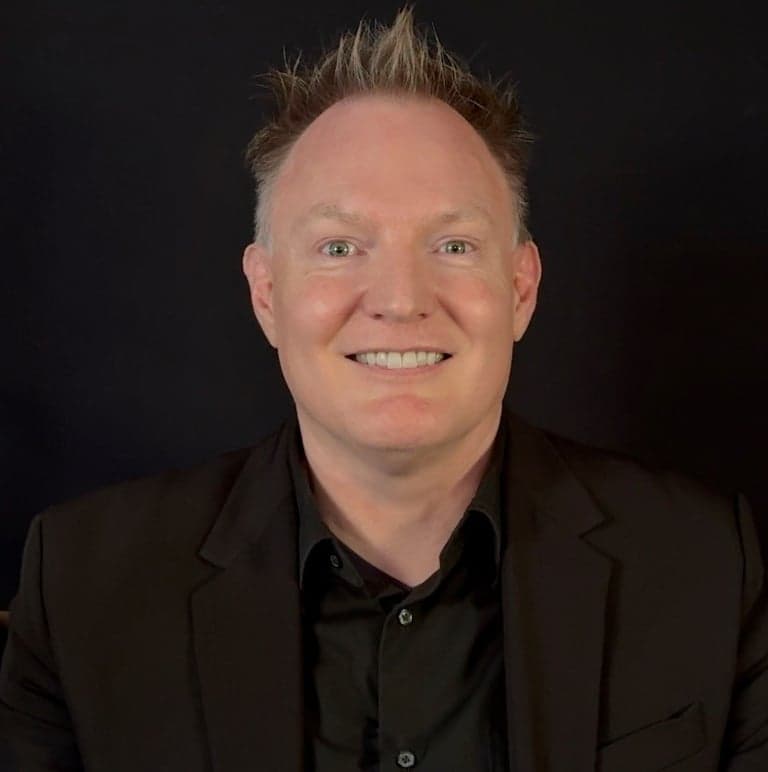 Christopher Demetrakos, Communications Strategy