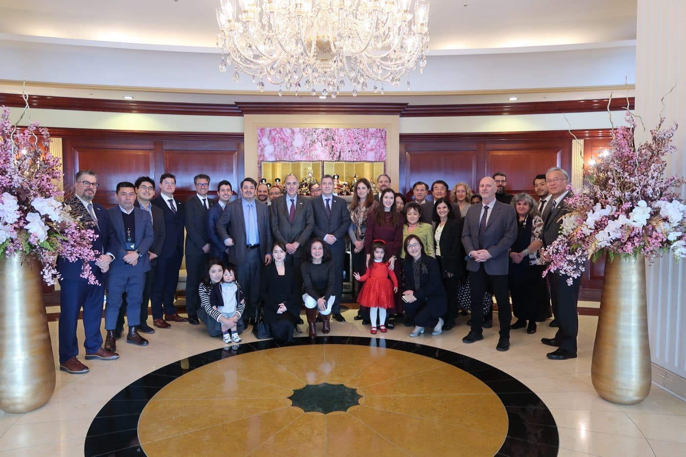 GrCCJ members and guests at the chamber's New Year reception in Tokyo